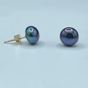 Natural Black Freshwater Pearl 14k Yellow Gold Stud Earrings 7 MM Cultured Pearl